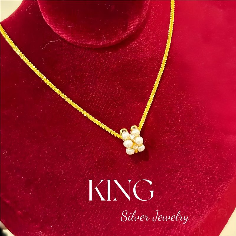 Collier pendentif en or (longueur de la chaîne 46-51 cm, fermoir réglable)
