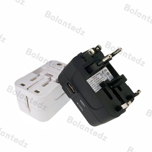 Adaptador de corriente de conmutación Universal Negro Adaptador de viaje mundial todo en uno multifunción con puertos de carga Usb tipo C - Product Image 5