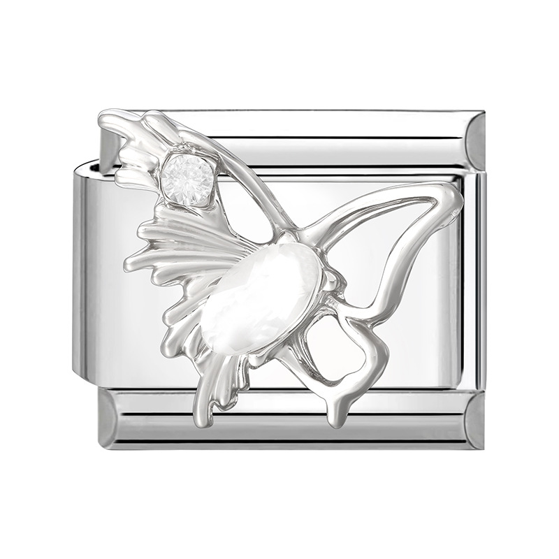 Mariposa de diamante blanco 2