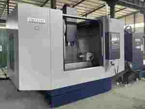 VMC1270 GSK CNC kontrol sistemi BT40/50 mil konik ile otomatik Metal delme ve freze dikey işleme merkezi - Product Image 2