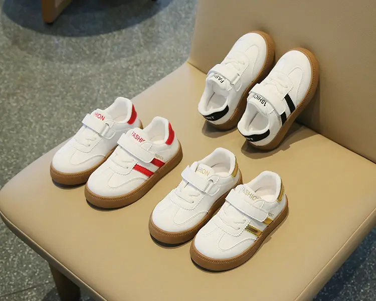 Ucuz yeni modeller çocuk Sneakers çocuklar için sıcak satış rahat ayakkabılar spor ayakkabılar boy ışıklı ayakkabı için