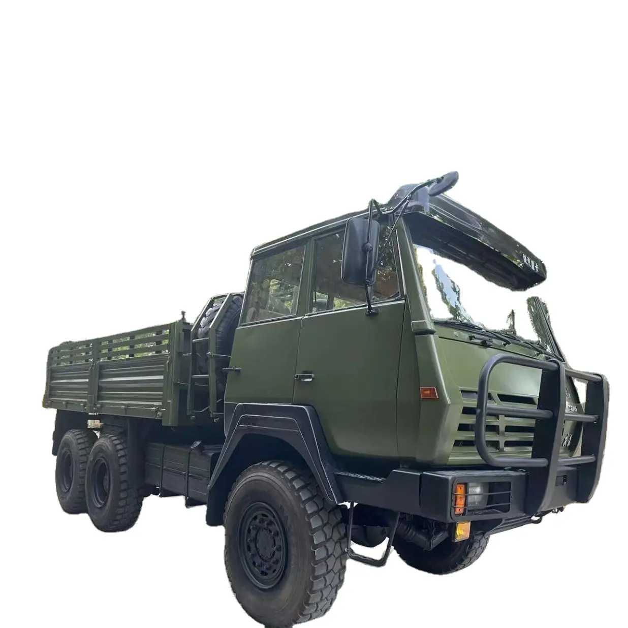 Excellent condition used howo and dongfeng shacman off road 6x6 and 8x8 cargo truck retired truck