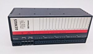 Genius IC660EBR101B blocco 115/230VAC 50/60Hz classe 1 Div 2 Ser 1-2 usato