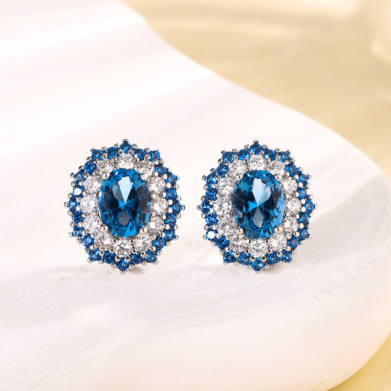 Cristal pointu bleu119#Clous d'oreilles