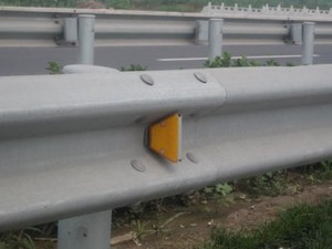 反射器高速公路护栏配件快速生产快速交货防水交通安全反射器