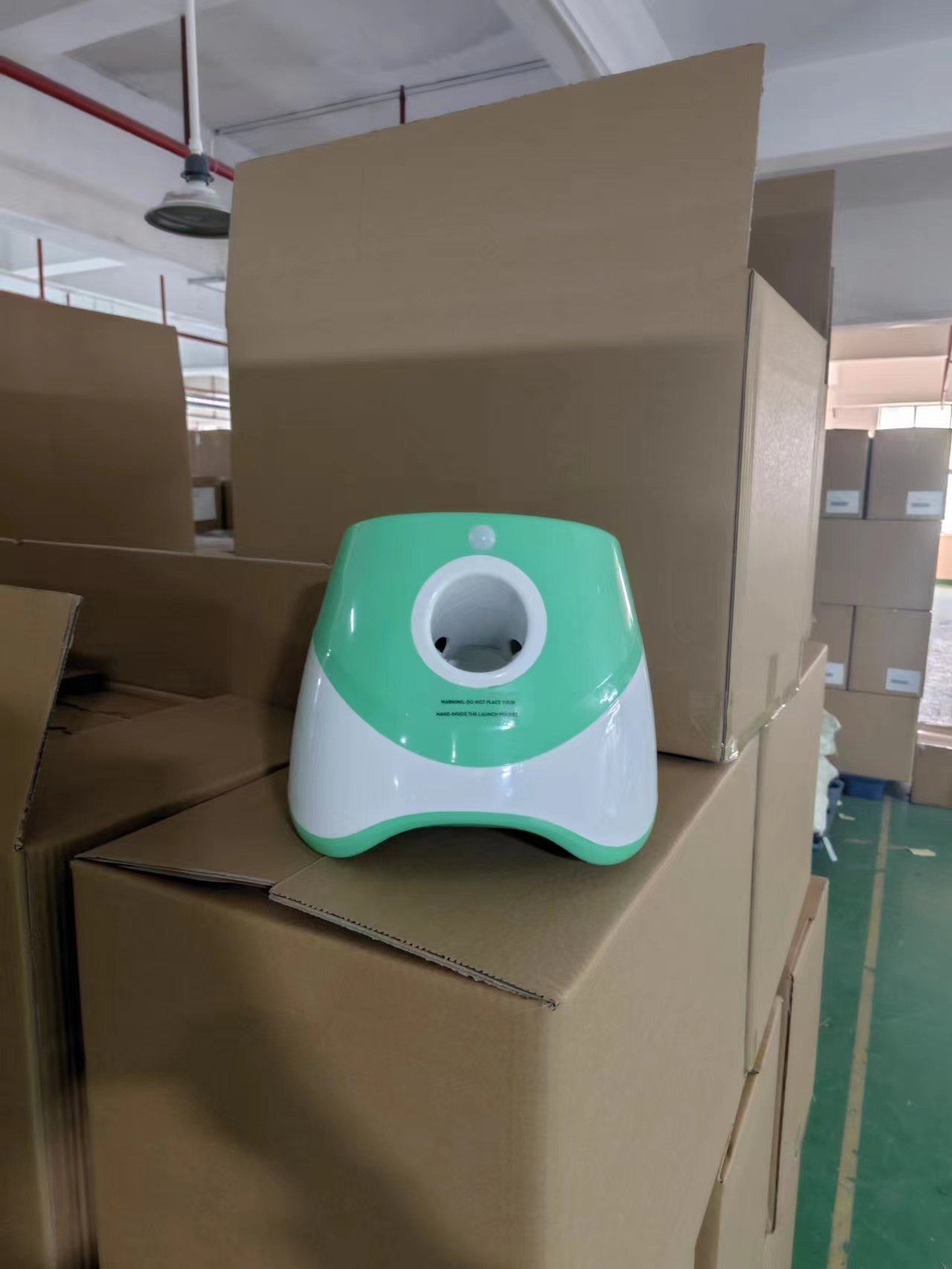 Emerald green with 3 balls