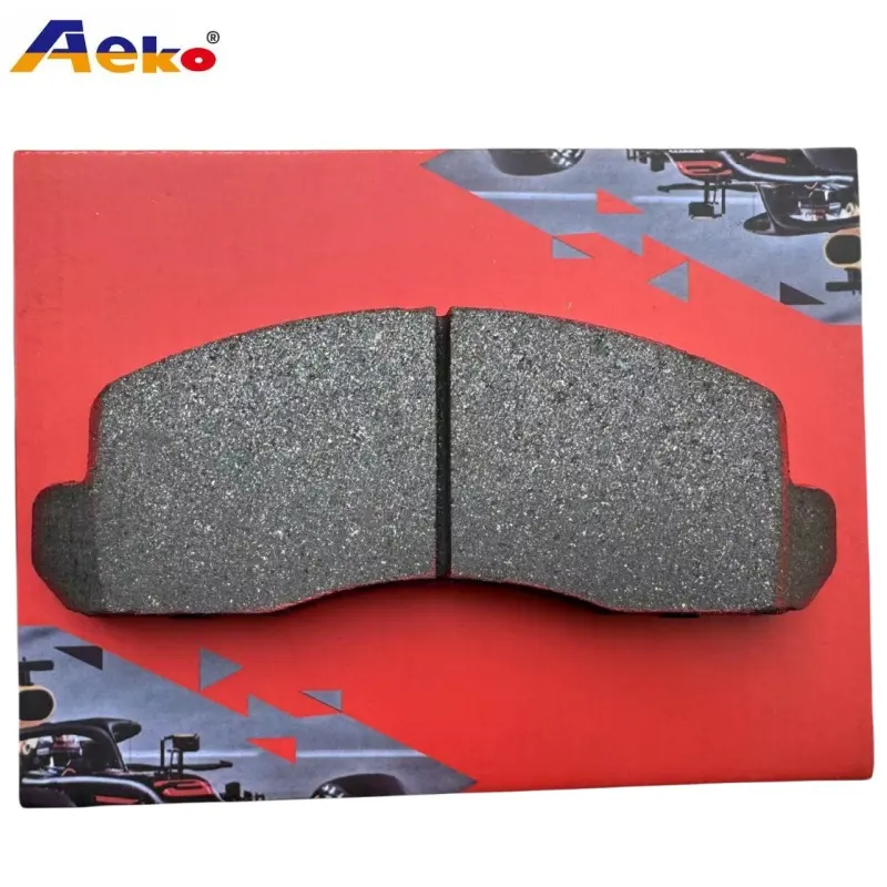 Semi métallique céramique nouvelles innovations bon prix accessoire de plaquette de frein pour TOYOTA Coaster 04465-36010 D1550 04491-36030