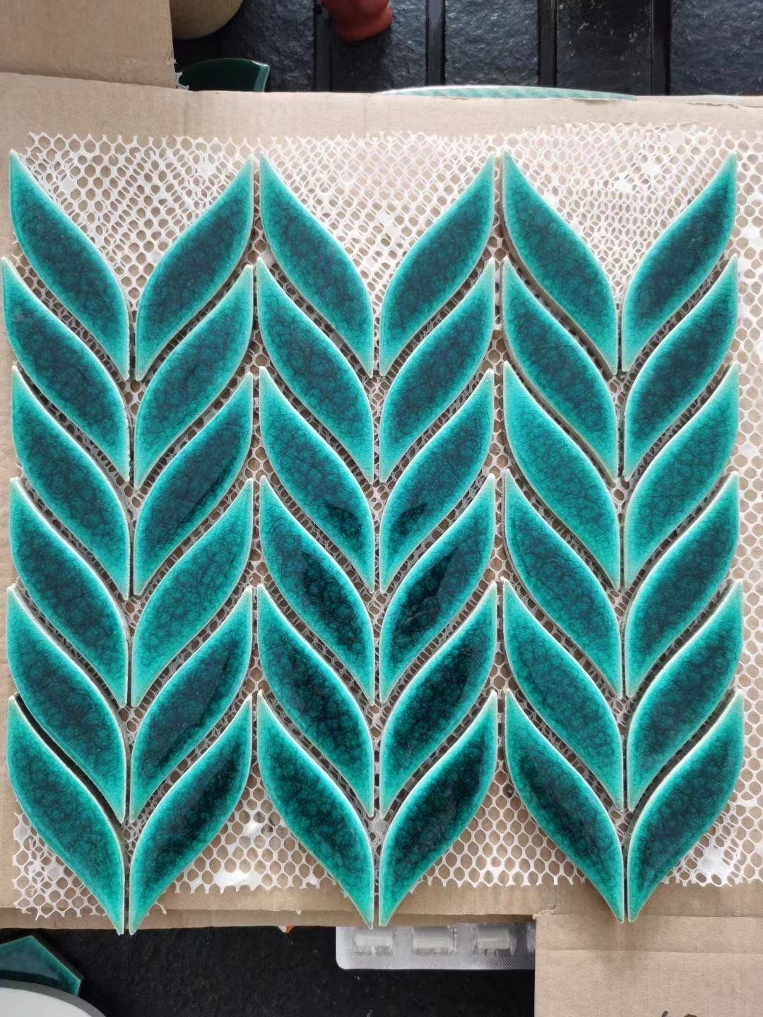 Swimming Pool White Blackish Green Ice Crack Ceramic Mosaic Wall Tiles For Bathroom