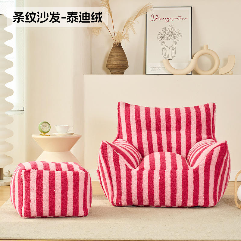 รองเท้าสลิปออนทรงสี่เหลี่ยมสีพีช