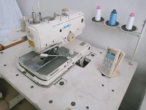 Manual Japan Brand JUKIS 3200 SS <strong>Computer</strong>-<strong>controlled</strong>, Eyelet Buttonholing Machine with Good <strong>Condition</strong> the Button Holding Machine - Product Image 4