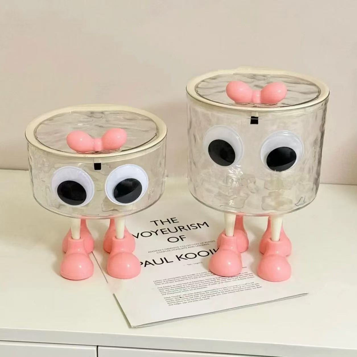 Small size with lid, 2 eyes, 4 pink feet, 1 bow (pink feet)