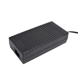 Adaptador de corriente CA a CC 3 4 pines 12V 15 A Adaptador SMPS - Product Image 1