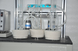 Metodo di prova Standard ASTM D8485 per la prova di corrosione dei refrigeranti dei veicoli elettrici in vetreria - Product Image 2