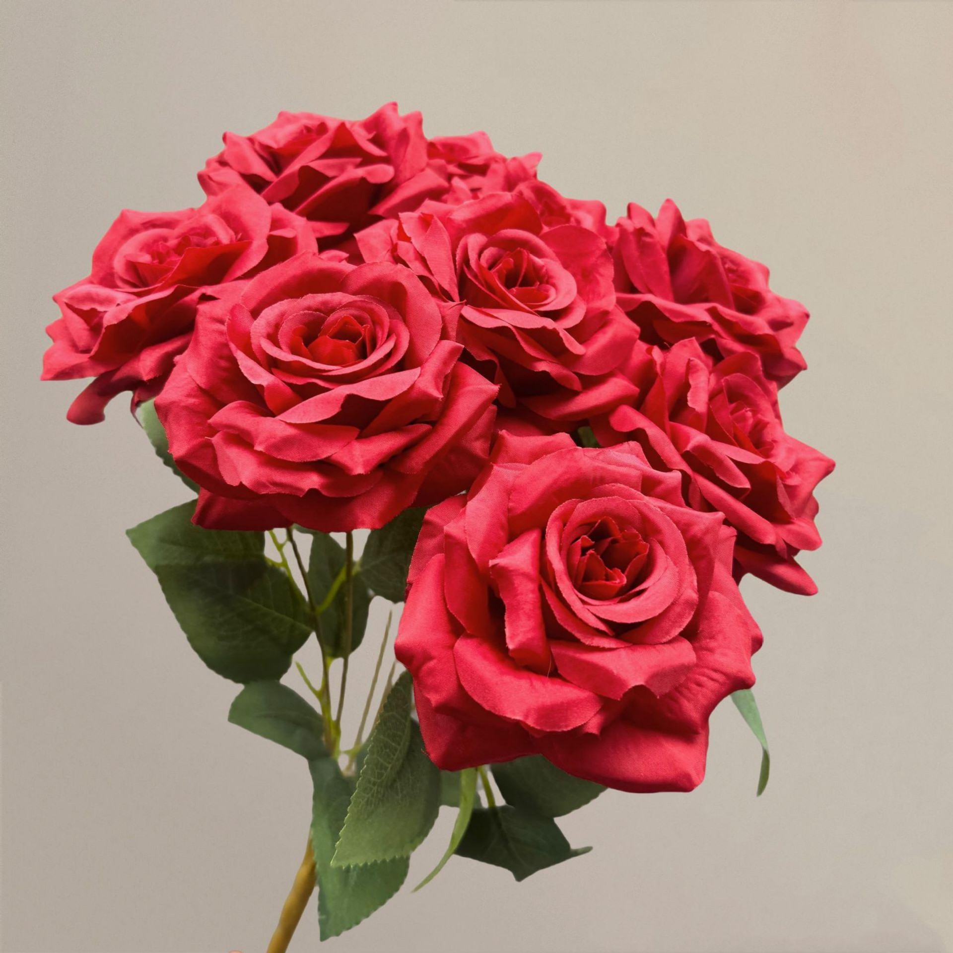 Bouquet 9 têtes roses diamant-rouge-45 cm