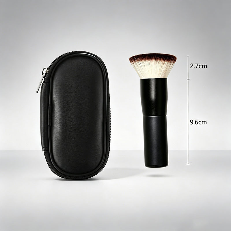 1 brosse + 1 étui à fermeture éclair en cuir