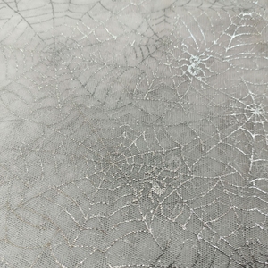 2025 Hot Selling 100% Polyester Silber geprägtes Spinnennetz Muster Soft Printed Net Design Mädchen Kleid Lightweight Home