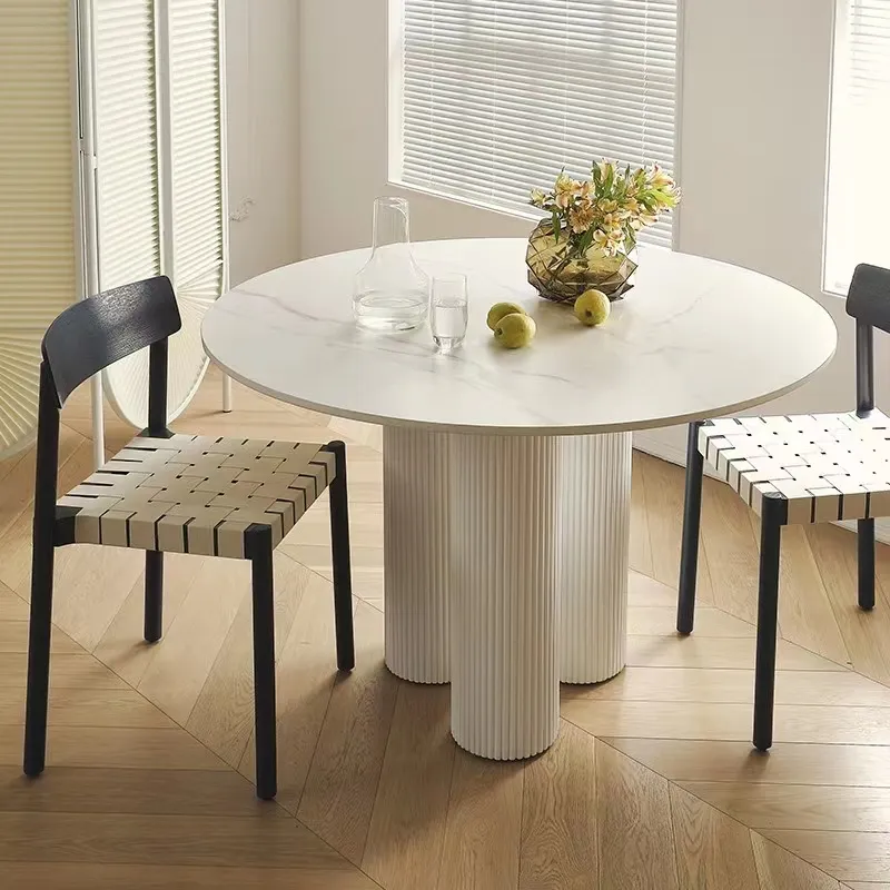 Table de salle à manger ronde de luxe unique en pierre de marbre blanc pur moderne colonne romaine table trépied chaise en bois