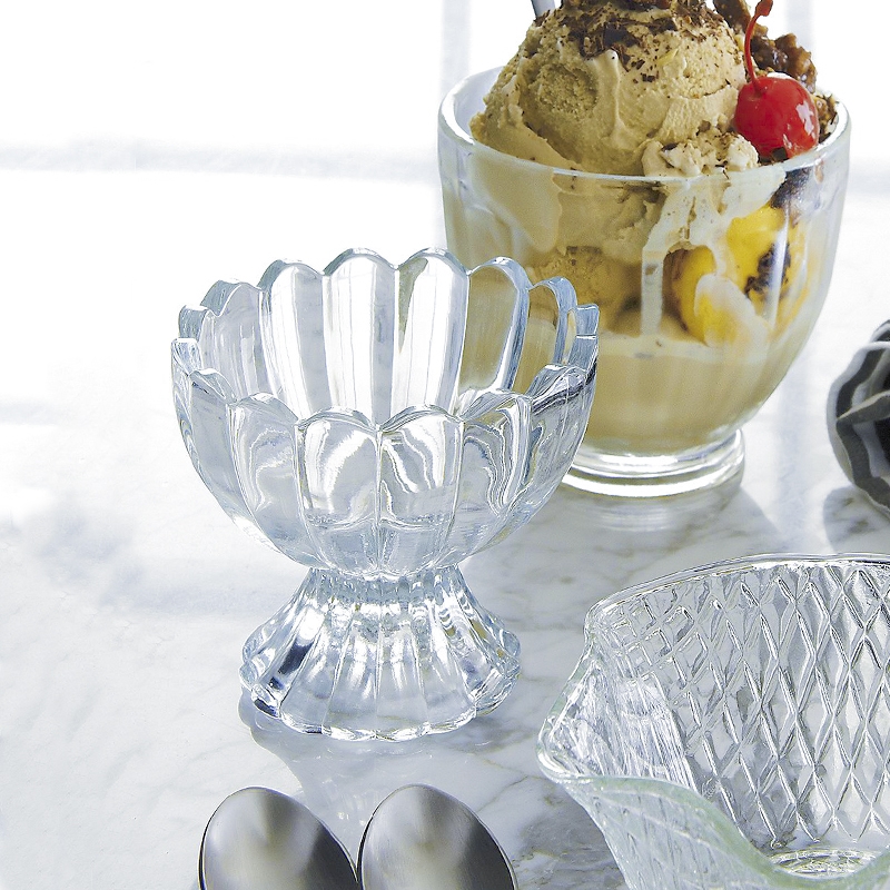 Factory Produced Wholesale Fashionable Ice Cream Containers/Cup