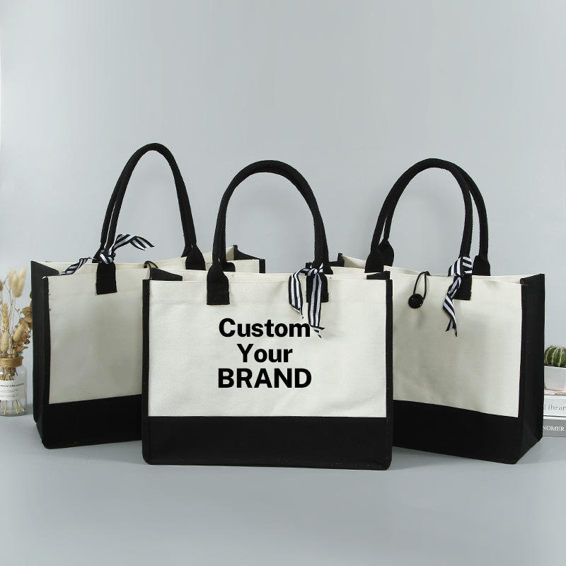Black+White (Letter Design)