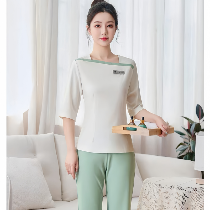 24882-Top blanc + pantalon vert