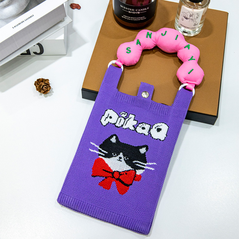 Chat papillon violet