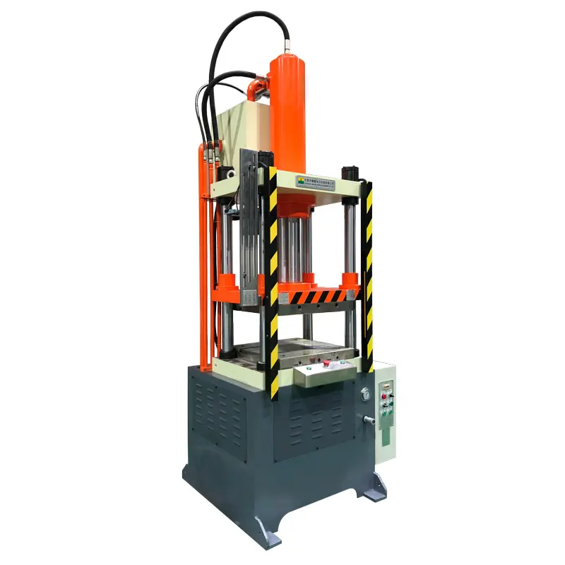 Jianlong Machinery vend 200 tonnes de presse hydraulique générale à quatre colonnes plaquette de frein automobile formant presse