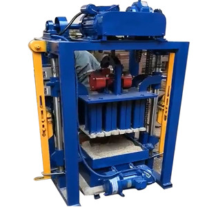 Máquina de fabricación de bloques huecos de cemento pavimentadora inteligente de enclavamiento semiautomático para bloques de hormigón - Product Image 6