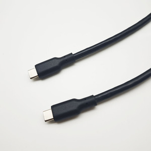 20ซม. สีดำรูปตัวยู USB Type C สายเคเบิลมุมขวาของตัวผู้ไปยังสายเคเบิลแบบ USB Type C