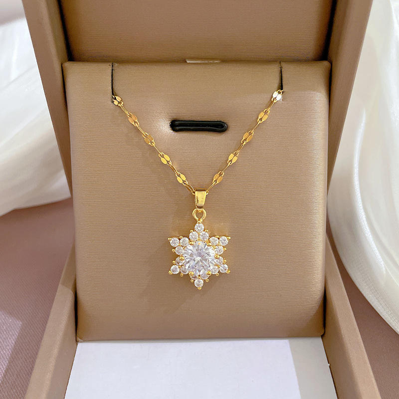 Colgante de cobre con cadena de acero titanio F124