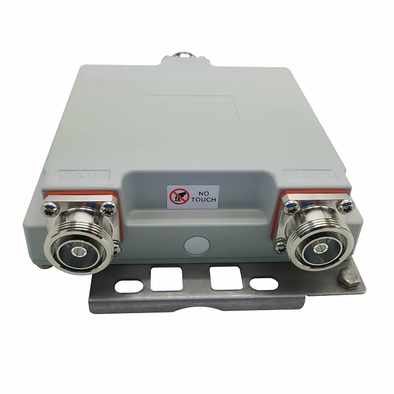 Fabrikant soepeler 200w 698-960/1710-2170MHz DIN-vrouwelijke Connector RF dual band combiner/duplexer /diplexer