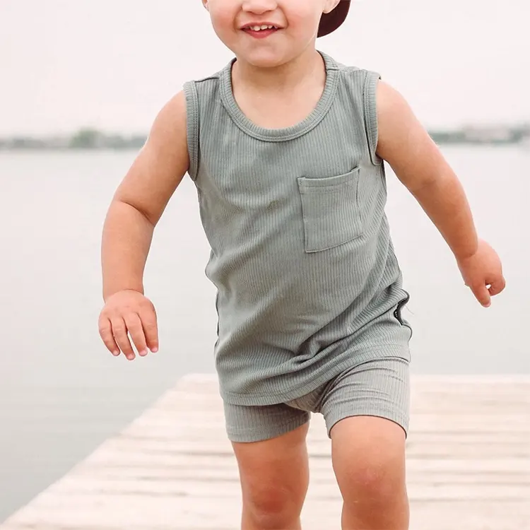 Camiseta sin mangas de bolsillo acanalada suave para niños, conjunto de ropa para niños, camisetas sin mangas