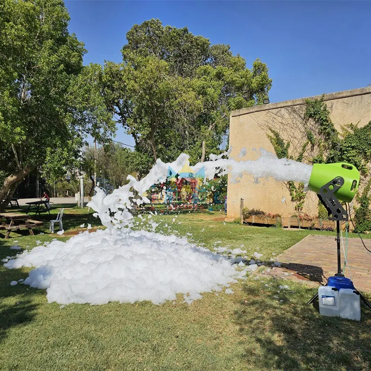 Soirée d'été en plein air pour enfants de qualité commerciale mousse mousseuse machine gonflable canon à mousse fête