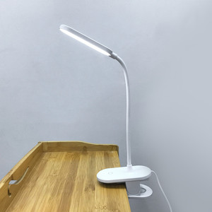 热卖插入式3步昏暗高性价比广受欢迎的工作学习用夹台灯 - Product Image 1