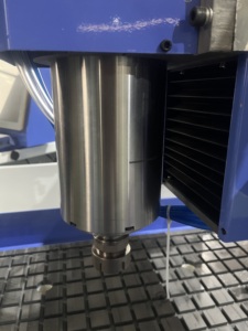 Baustoff geschäfte CNC-Fräser Maschine Auto-Werkzeug wechsel 4-Achsen-3D-Holzbearbeitung - Product Image 5