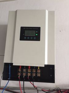 Высокое напряжение и большой ток PWM/MPPT зарядное устройство контроллер с сенсорным ЖК-экраном для ветровой турбины - Product Image 4