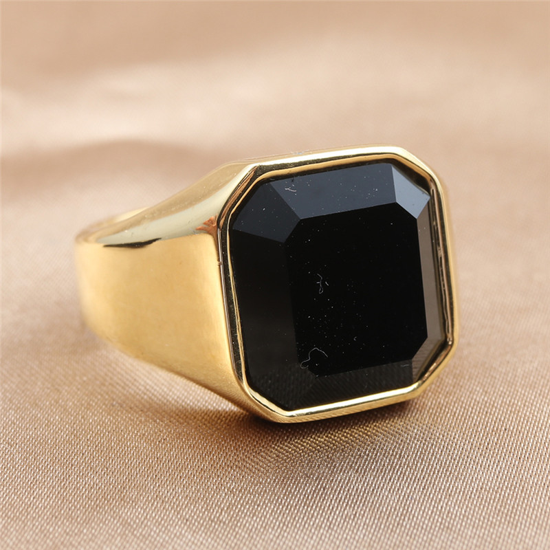 Nessa Golden Black Stone (US)