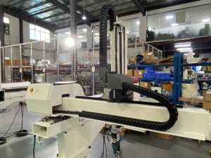 China Automation <strong>Brand</strong> Three Axis <strong>Robot</strong> Take Out <strong>Robot</strong> Plastic Product for Injection Molding Machine Pick and Place RQ900WS-S3 - Product Image 3