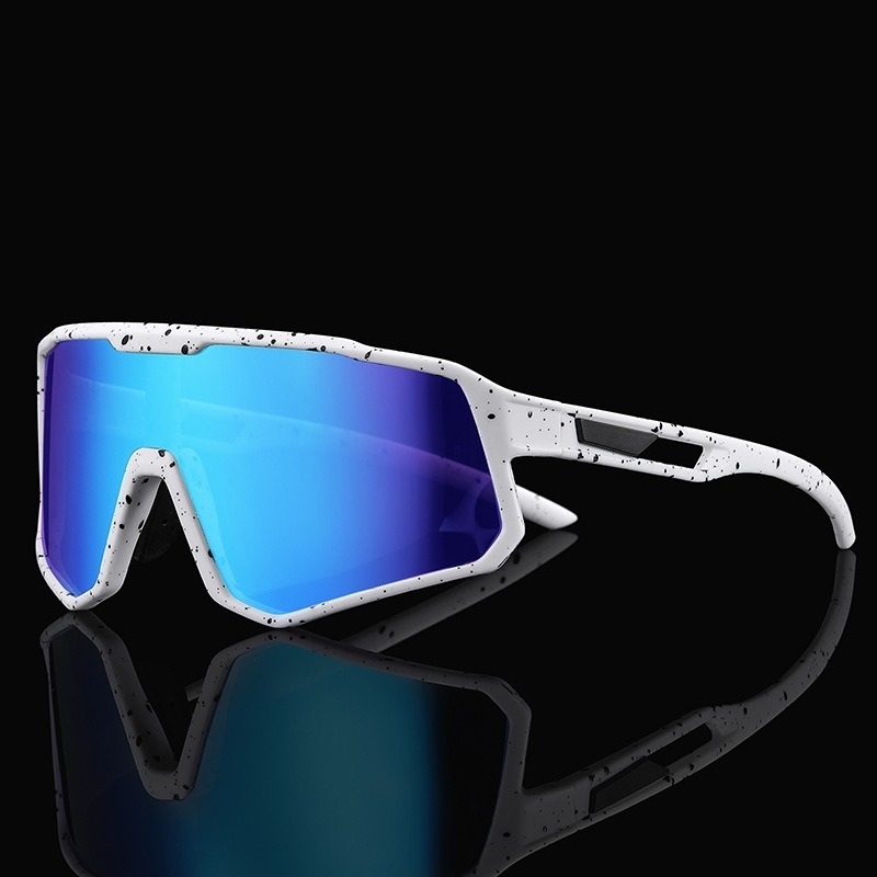 White black/blue