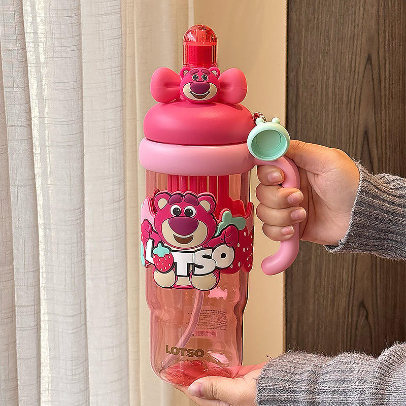 หมีสตรอเบอร์รี่สีชมพู