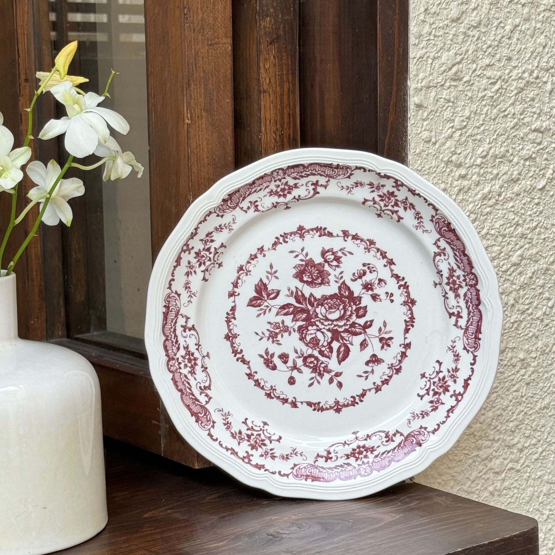 Assiette rouge de 8,3 pouces