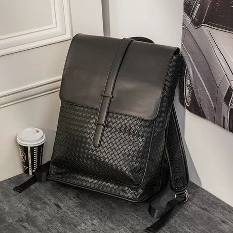 M684-black-1