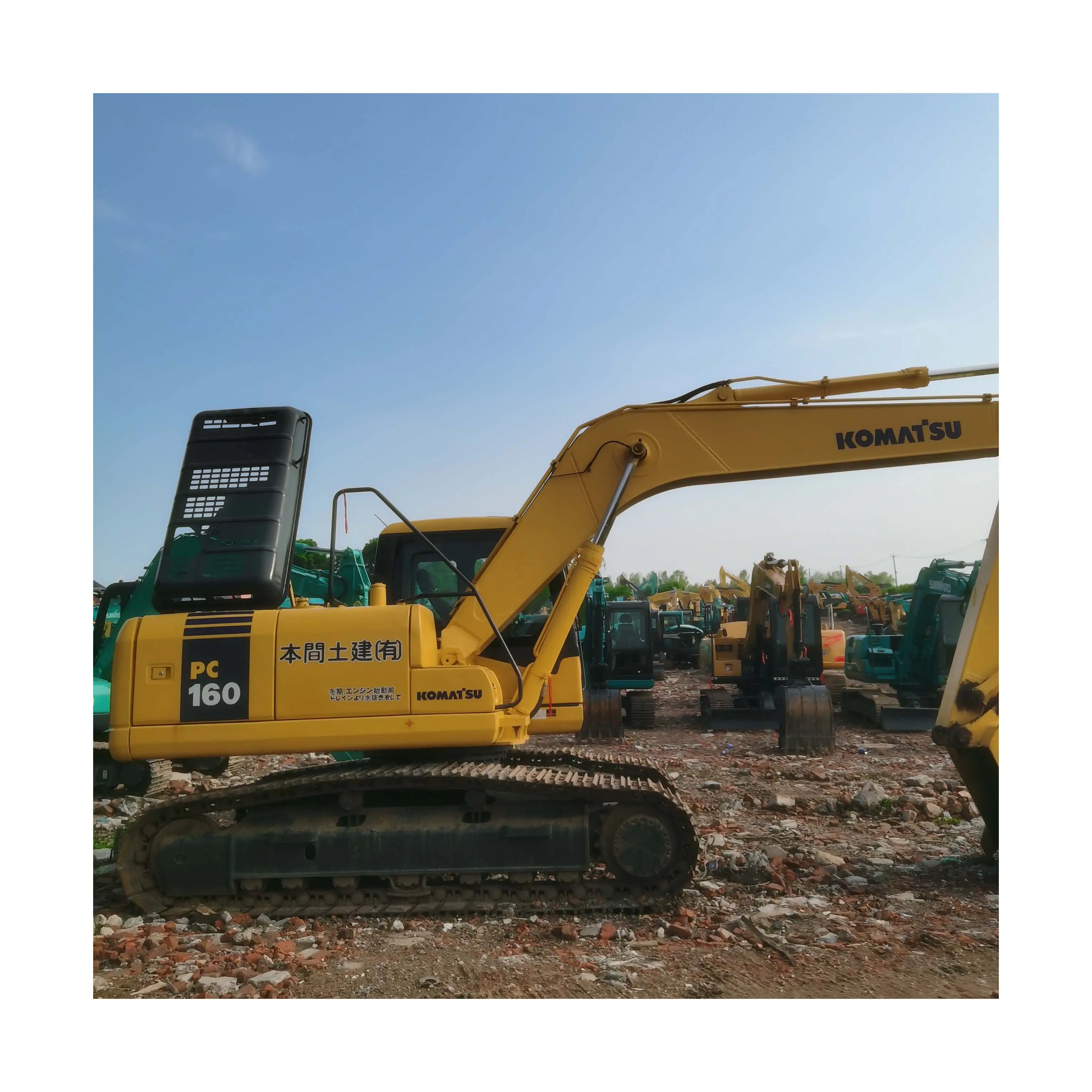 معدات بناء مستعملة Komatsu Pc 160 pc160 حفارة يابانية متوسطة الحجم 16 طن بجودة عالية