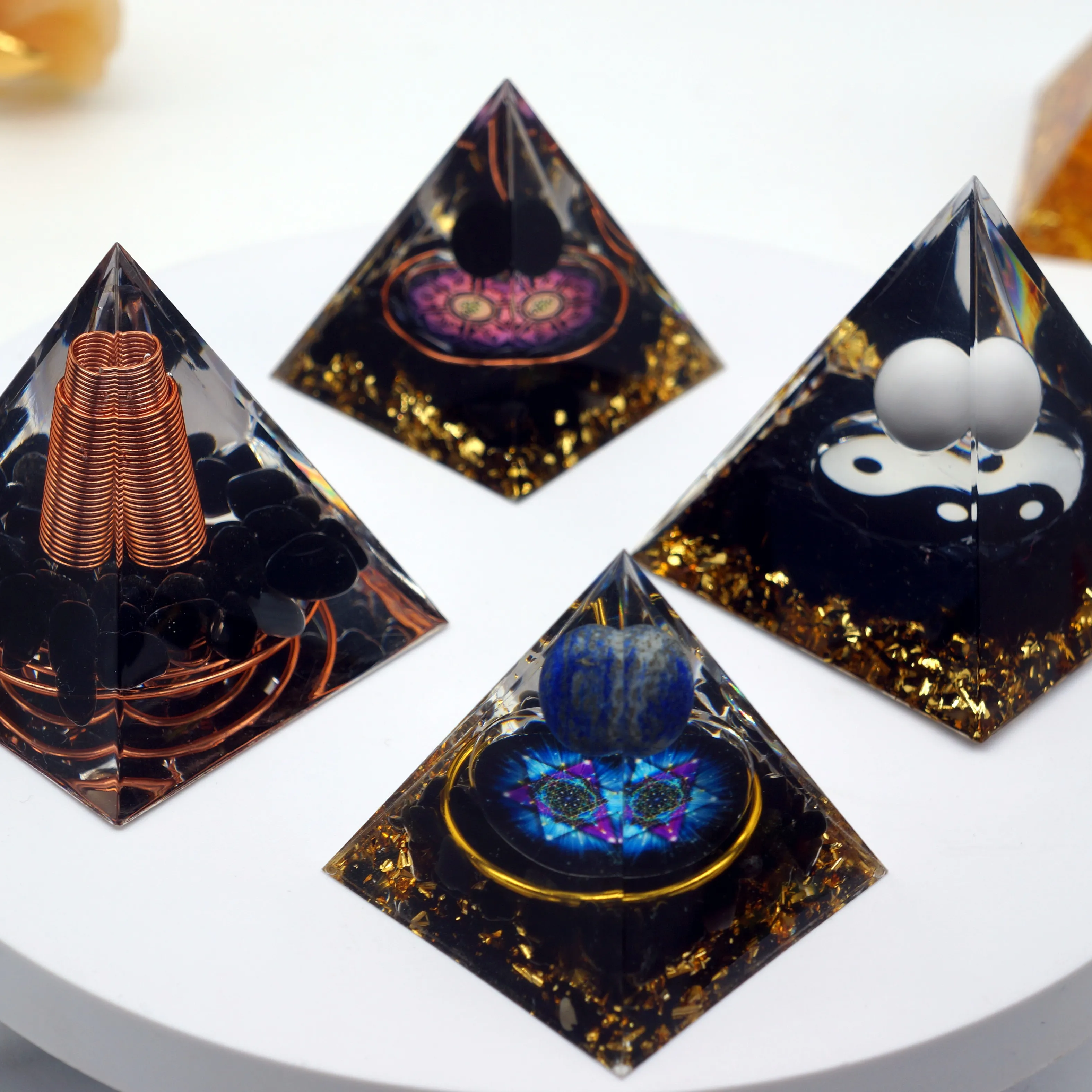 Pirámide de organita espiritual natural de 5cm y 6cm, productos curativos, pirámide de cristal de orgonita para fengshui