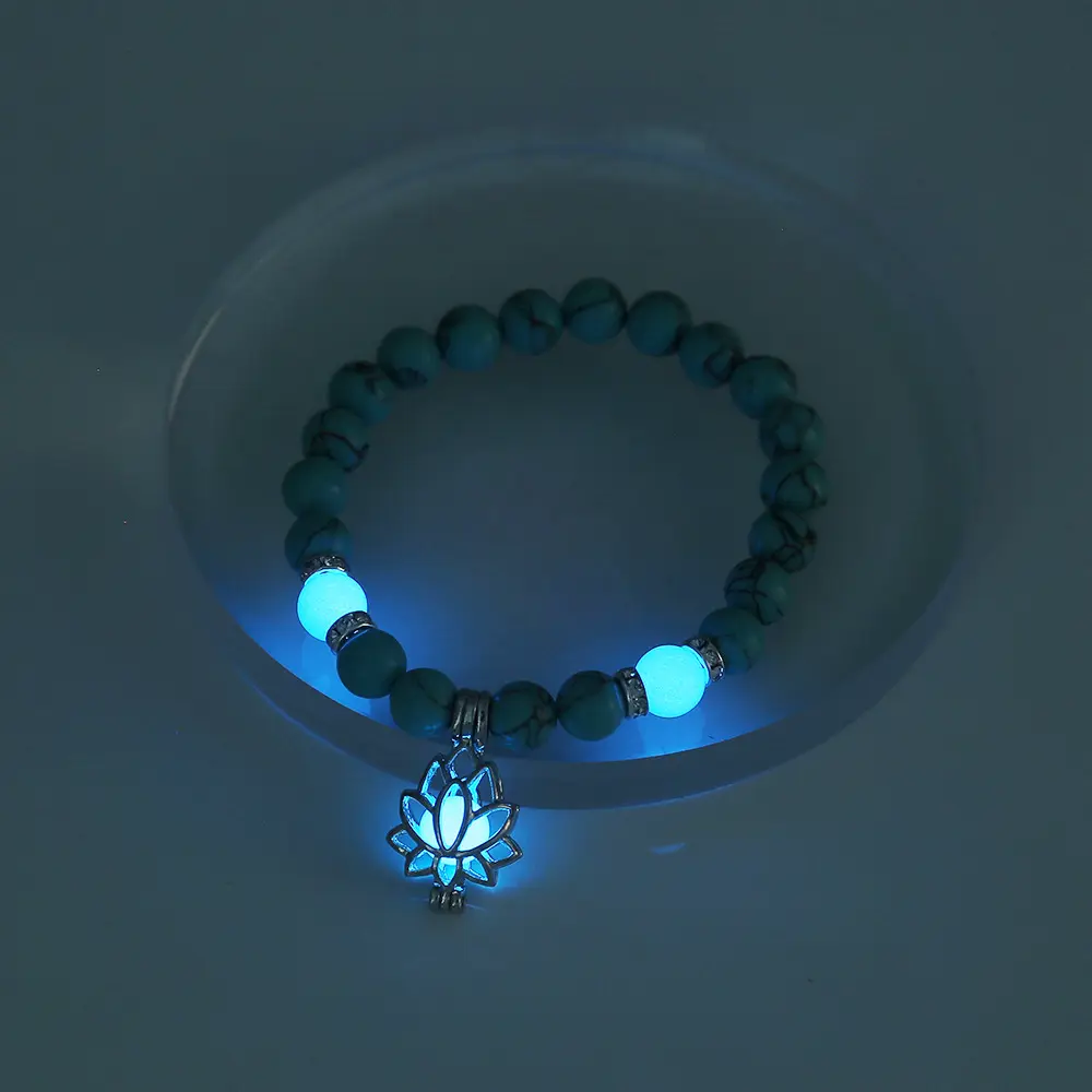 Nuovo braccialetto accessorio di tendenza per uomo e donna fluorescente multicolore con loto luminoso turchese Yoga per coppia