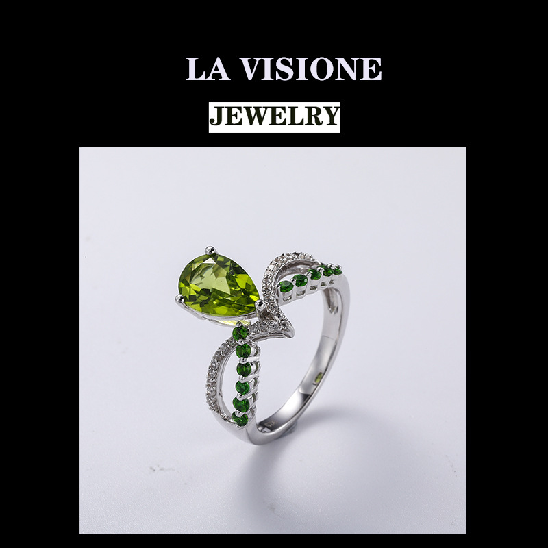 แหวนเงิน 925 ชุบทองคำขาว ประดับเพอริดอท