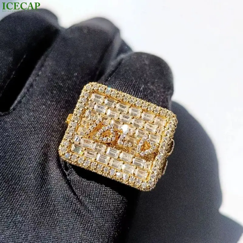 Iced Out Jewelry Hiphop Oro amarillo Plata de Ley 925 VVS Moissanite Baguette Cut Diamond Men Championship Letter Anillo inicial