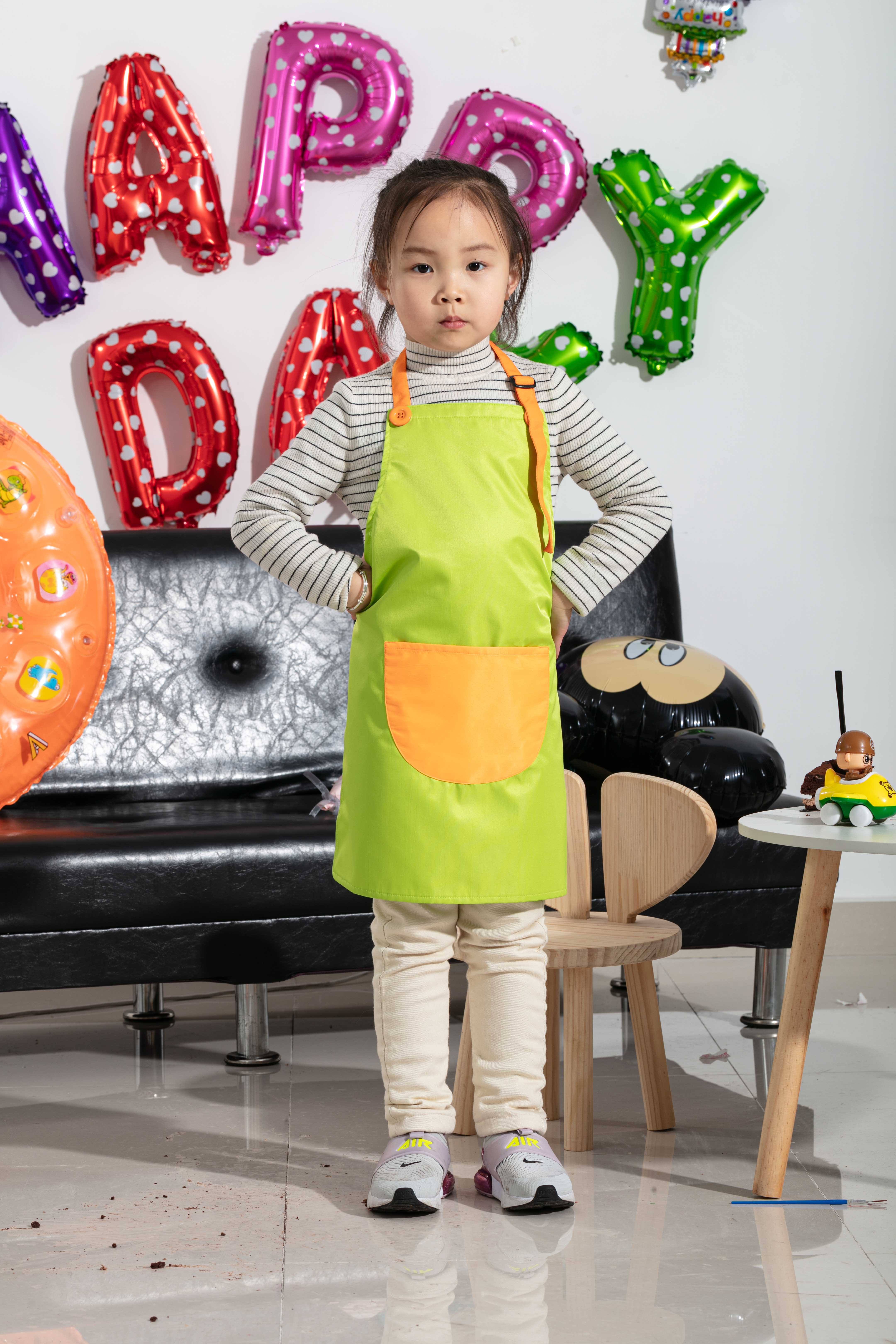 สีเขียว