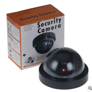Telecamera di sicurezza analogica a cupola per interni irraggiamento LED lampeggiante luce lampeggiante CCTV realistica telecamera di simulazione analogica - Product Image 1