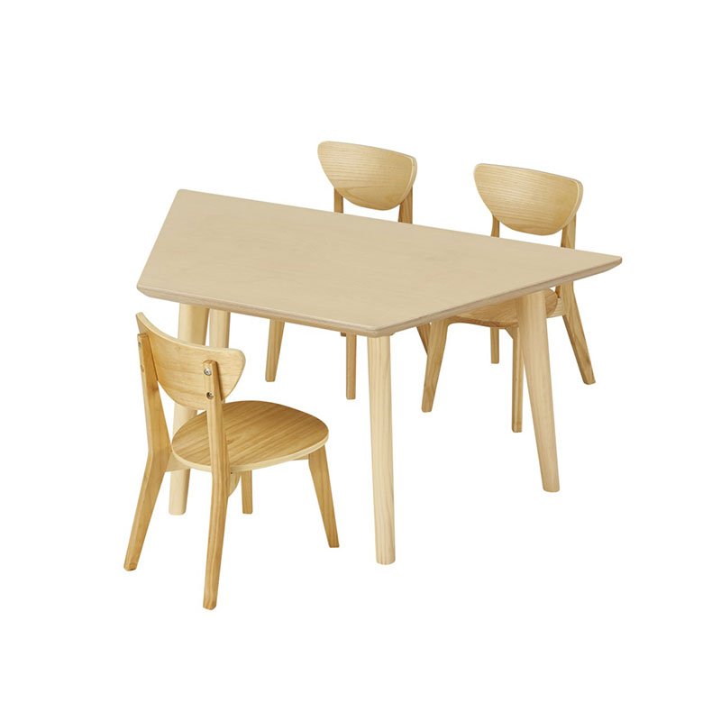Trapèze table pour l'école maternelle