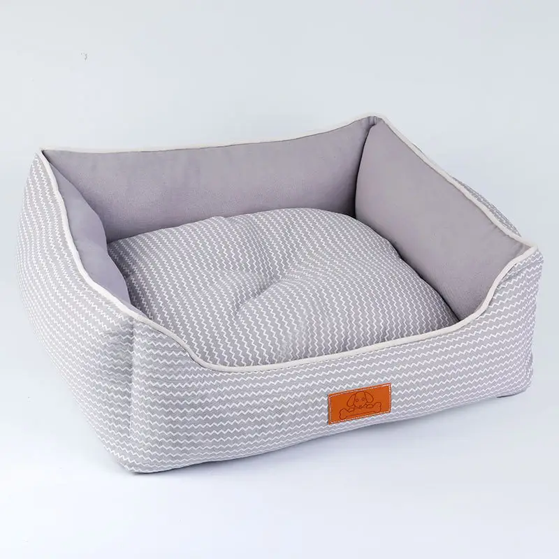 편안한 핫 세일 사용자 정의 로고 다른 크기 사각형 멀티 컬러 따뜻한 대형 침대 개 애완 동물 침대